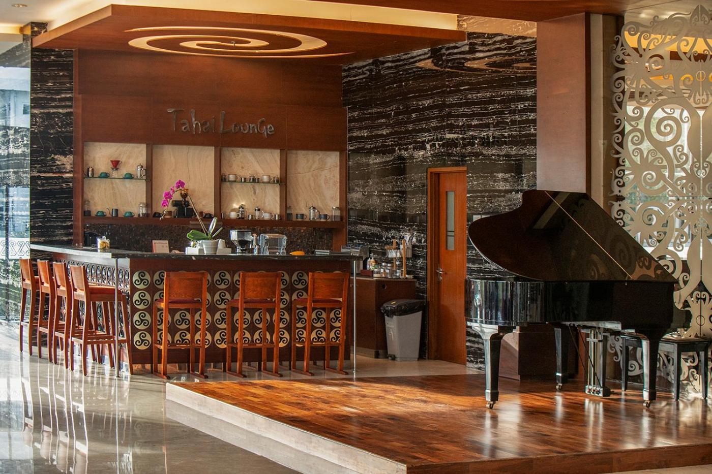 Swiss-Belhotel Danum Palangkaraya Exterior foto